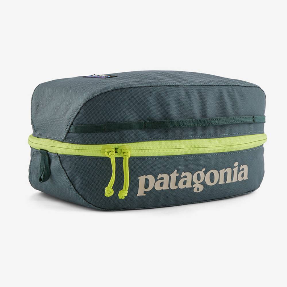 Patagonia Medium Black Hole Cube - Nouveau Green ACCESSORIES - Luggage & Travel - Shave Kits Patagonia   