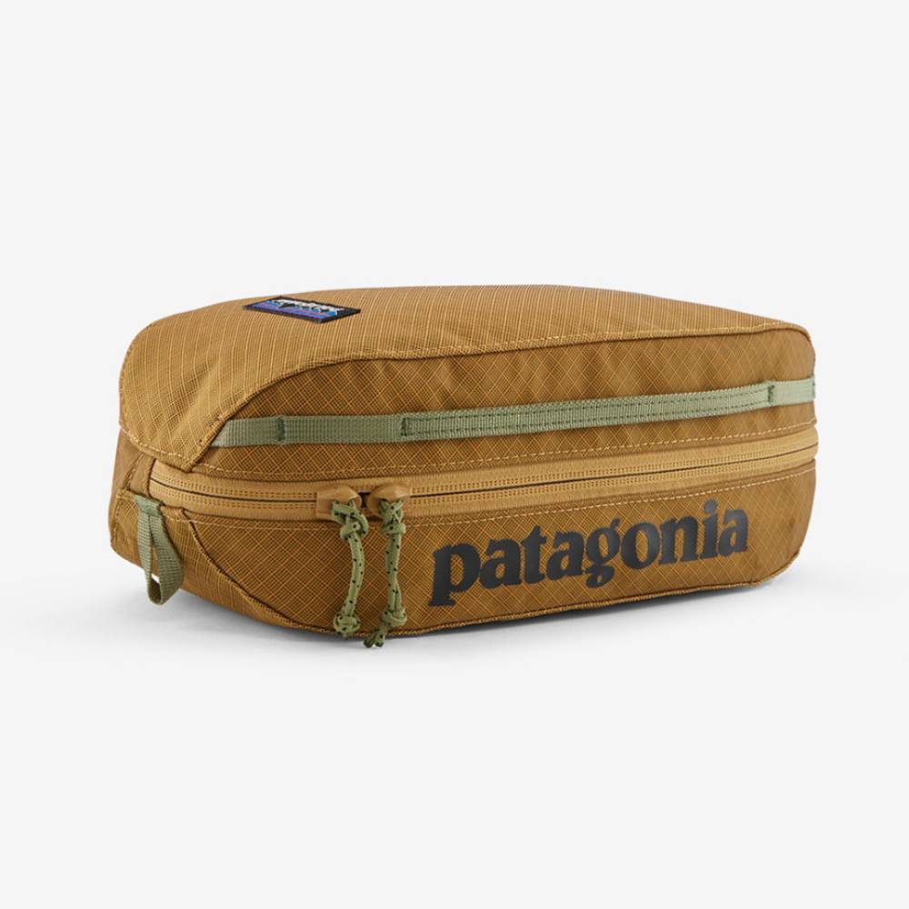 Patagonia Small Black Hole Cube - Pufferfish Gold ACCESSORIES - Luggage & Travel - Shave Kits Patagonia   