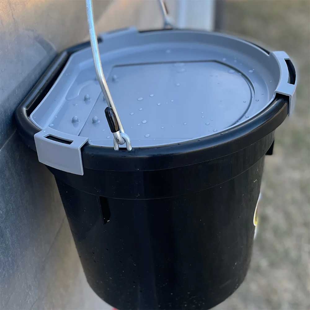 Rockin' Road Bucket Lid Barn - Buckets & Hangers Rockin Road Lid LLC