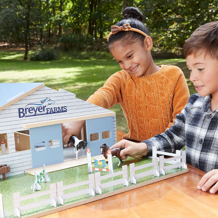 Breyer Farms™ Deluxe Arena Stable