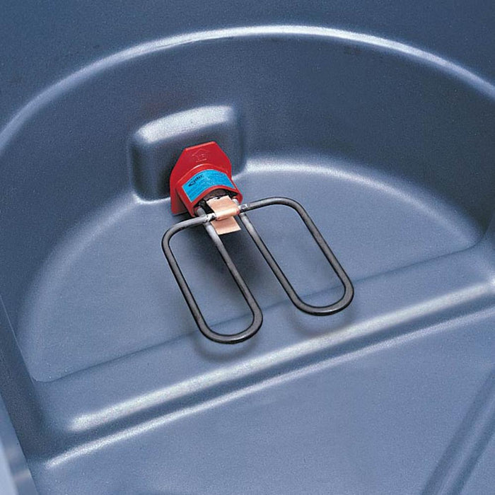 API Universal Drain Plug De-Icer Barn - Heaters & De-Icers Api
