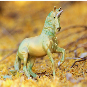 Breyer Unicorn Treasures - Peridot KIDS - Accessories - Toys Breyer   